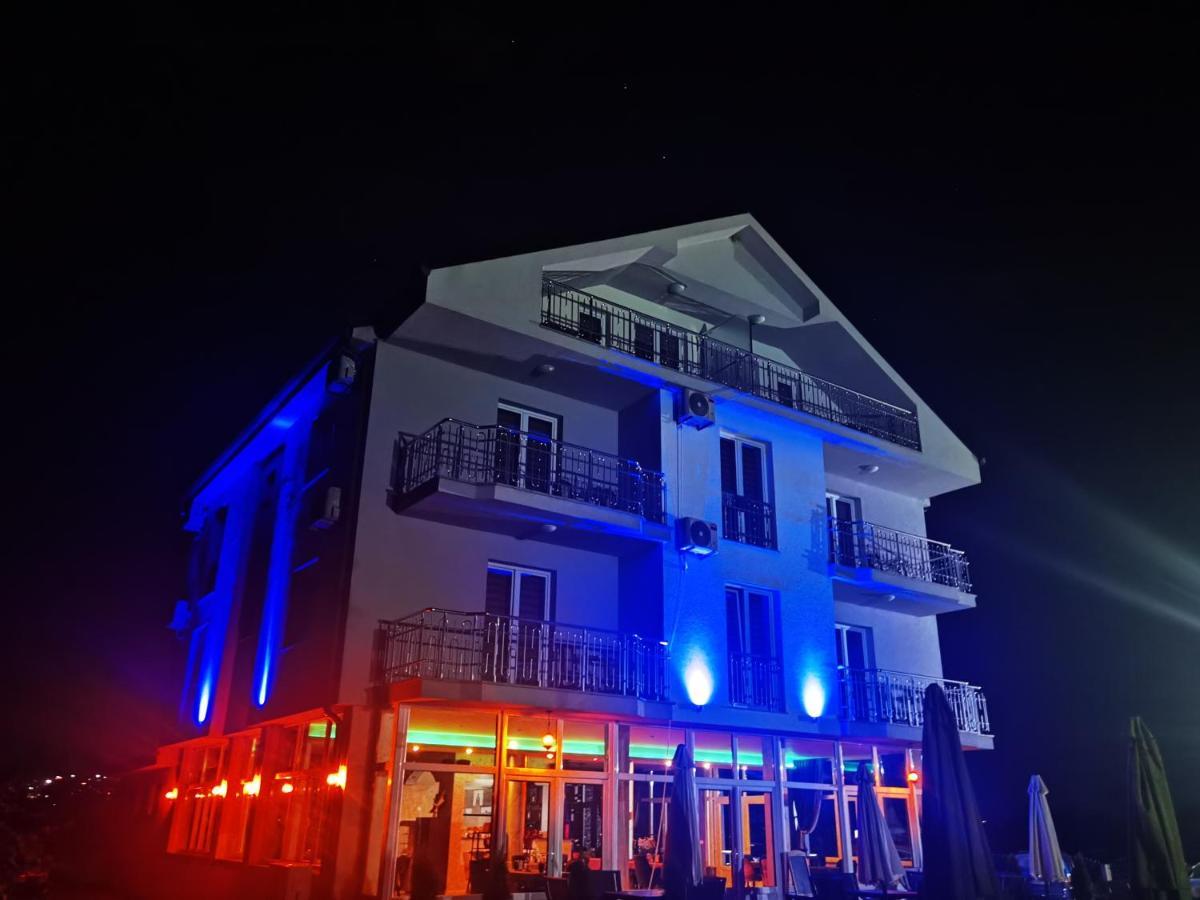 Sunrise Hotel & Camping ستروغا المظهر الخارجي الصورة
